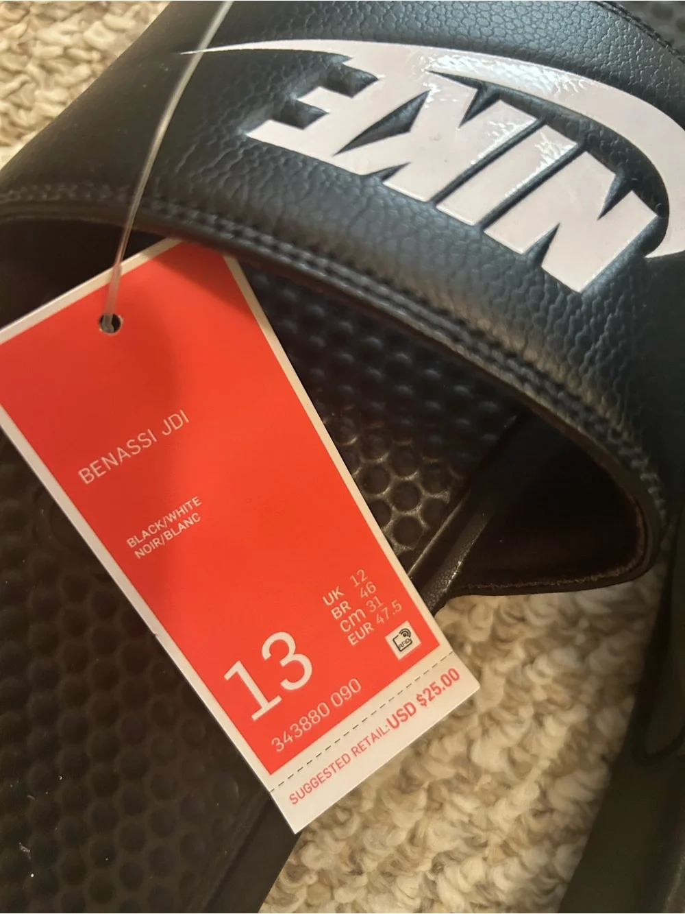 NWT Nike Black & White Benassi Slide Sandals